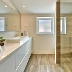 Oscar Apartments With Shared Pool Villa *